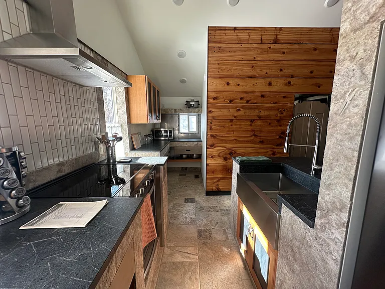 22 W Lamme St — Photo 10