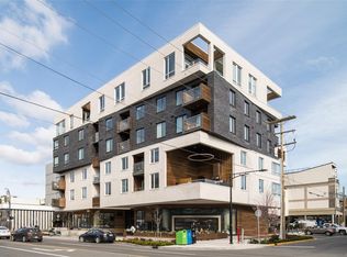 1033 Cook St #209, Victoria, BC V8V3X3