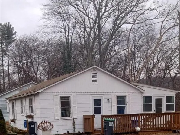 618 McCabe Ln, Saylorsburg, PA 18353