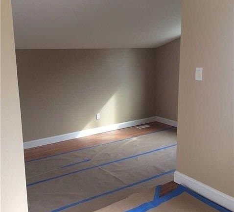 4th image of 204 Lake Ave