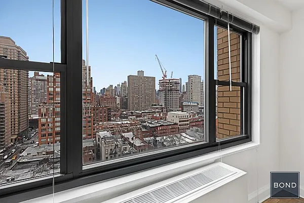 Rented by Bond New York | media 2