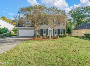 707 Dunnview Ln, Knoxville, TN 37934