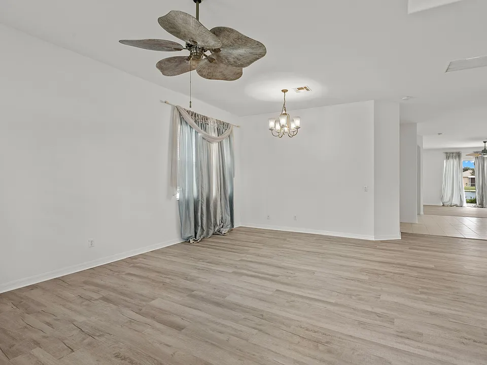 3030 Lake Butler Ct