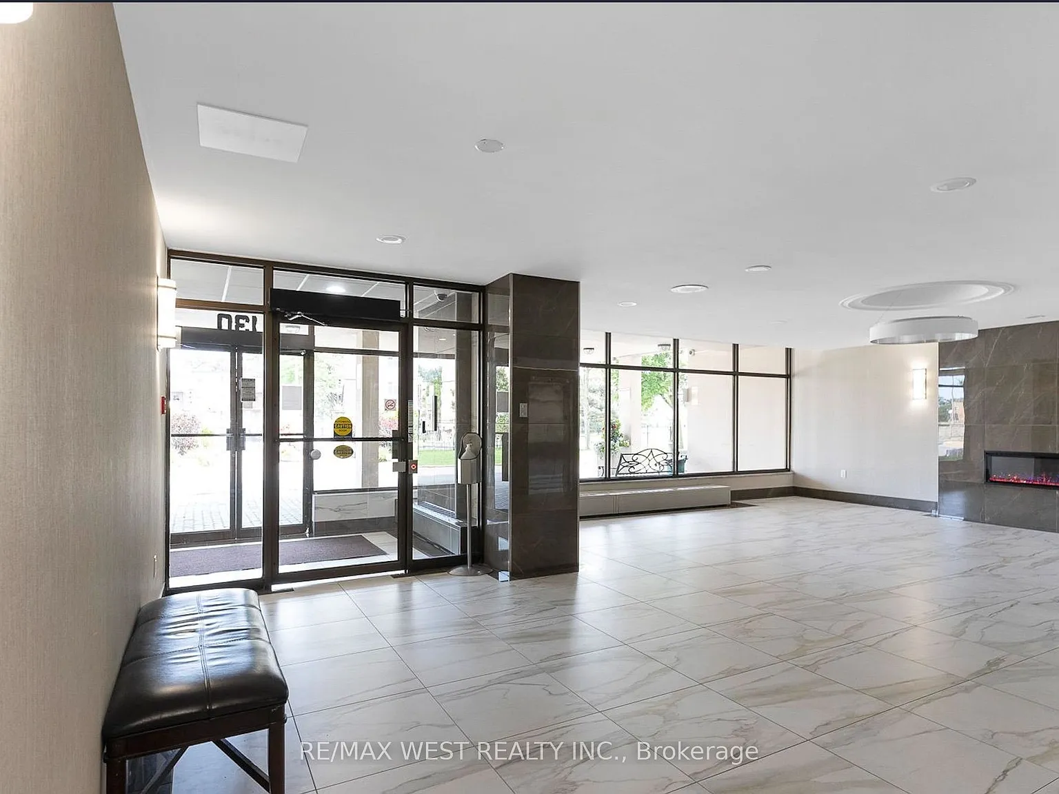 3 bed, $3,100 — Photo 2