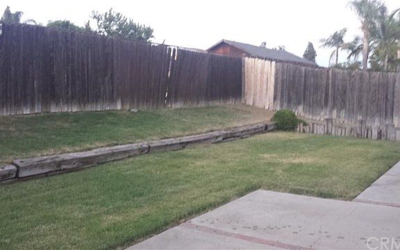 5th image of 662 W Grevillea St
