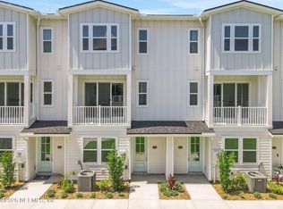 18 N BEACH Way, Jacksonville Beach, FL 32250