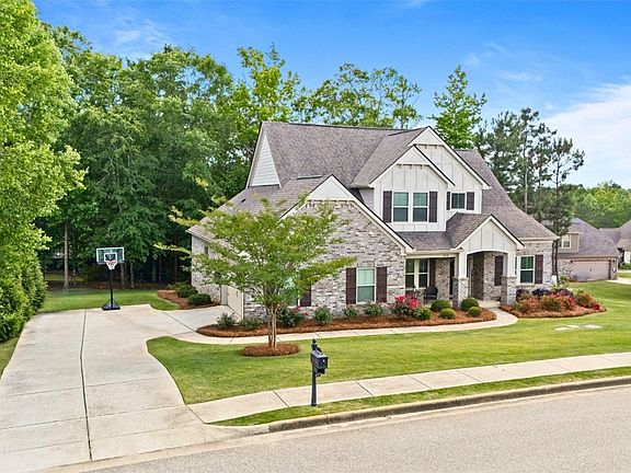 2nd image of 454 Monticello Dr