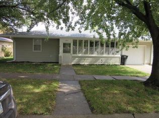 220 N Oak St, Clatonia, NE 68328