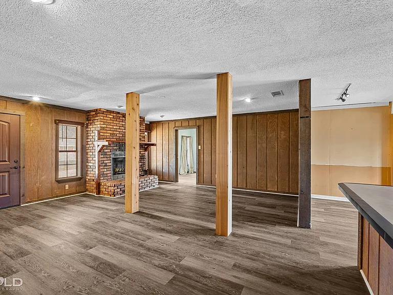 1013 Peyton Ave — Photo 22