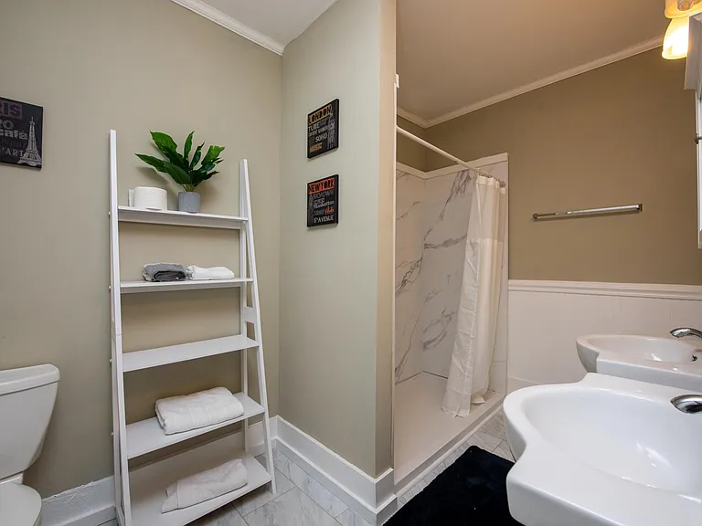 1719 Wrightsville Ave — Photo 13