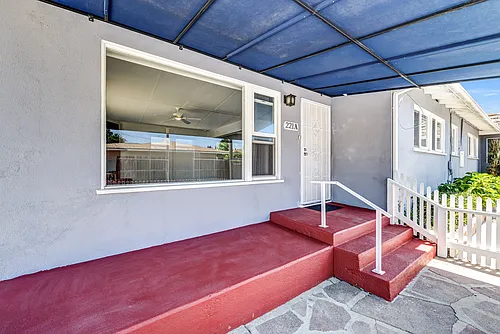 221 Avocado St #A Photo 1 221 Avocado St #A Photo 1