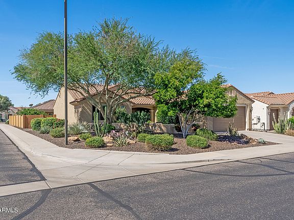 2nd image of 27041 W TONOPAH Drive