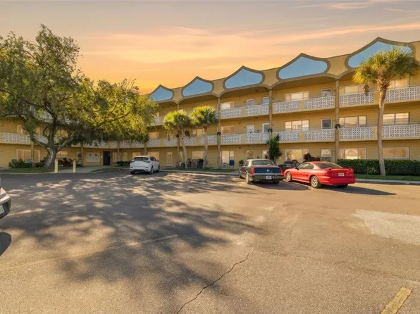 2467 Finlandia Ln APT 75, Clearwater, FL 33763
