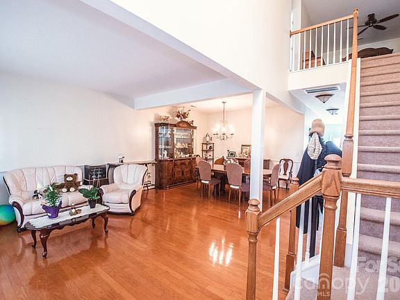 2nd image of 3615 Darlington Rd #30