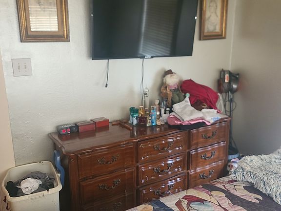 3rd image of 1109 45th St