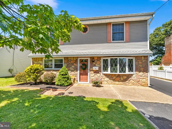 65 Dunmore Ave, Ewing, NJ 08618