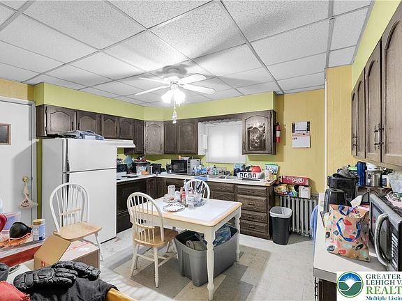5th image of 35 E Ridge St