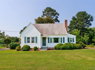 344 Colonial Trl E, Surry, VA 23883