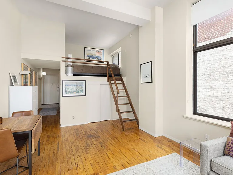 310 E 23rd St #10E — Photo 3