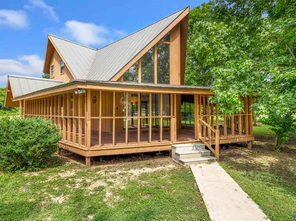 1844 County Road 265, Town Creek, AL 35672