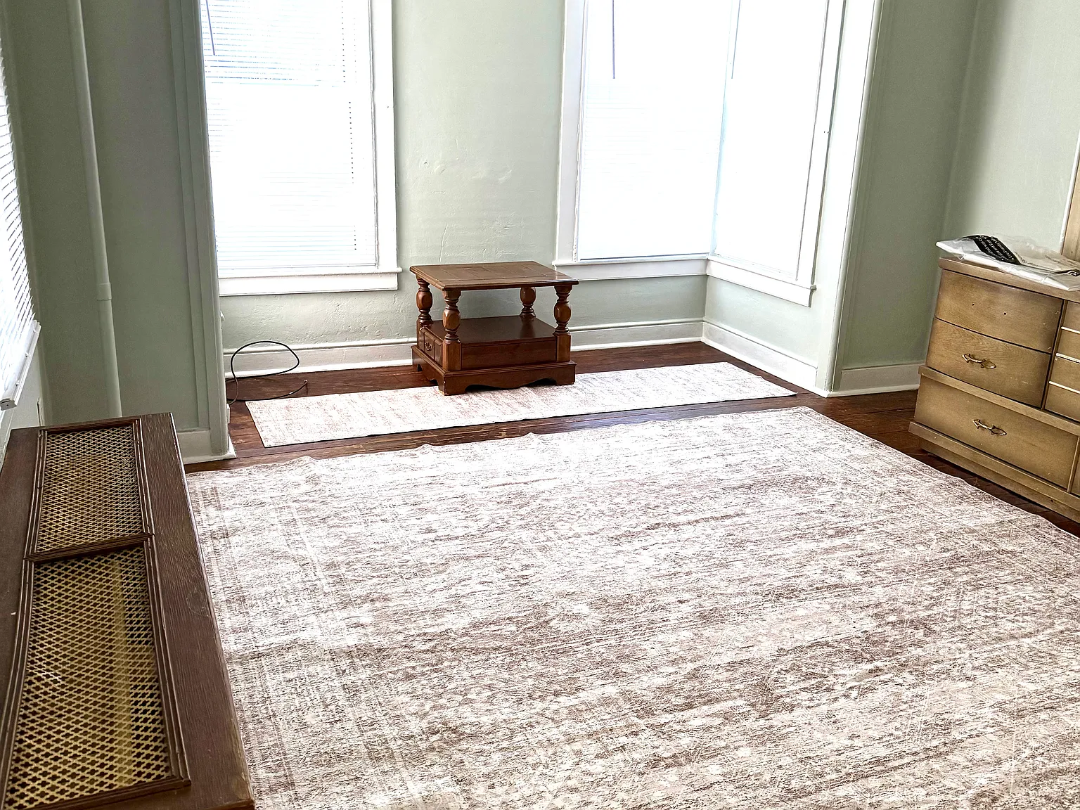 2 bed, 675 sqft, $1,300 — Photo 2
