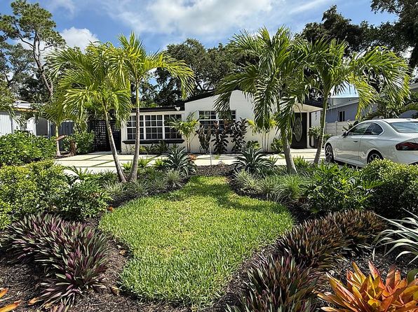 837 SW 16th Ct