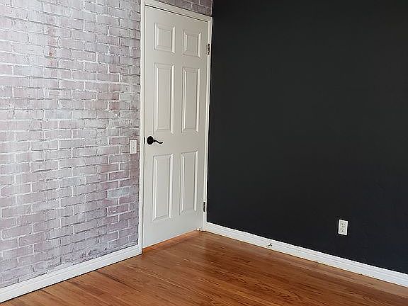 Bedroom 3 accent walls