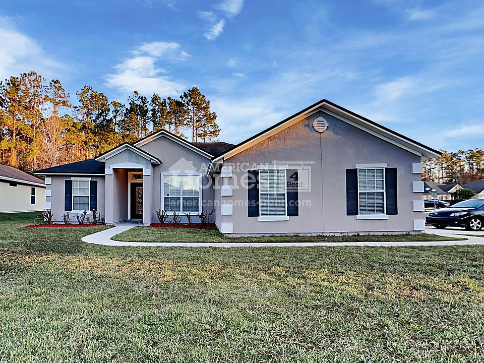 1st image of 10621 Chester Park Ct