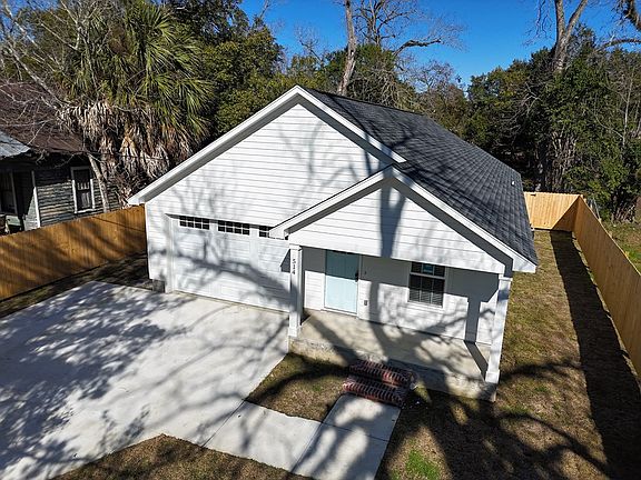 3rd image of 514 Stevens St