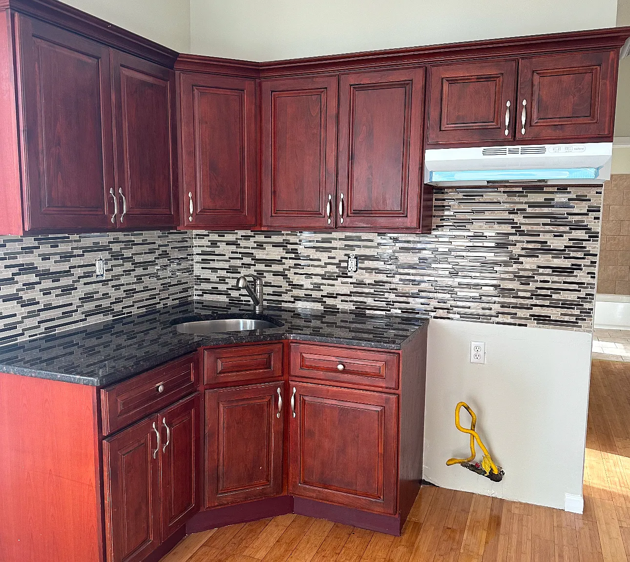 2 bed, $1,800 — Photo 1