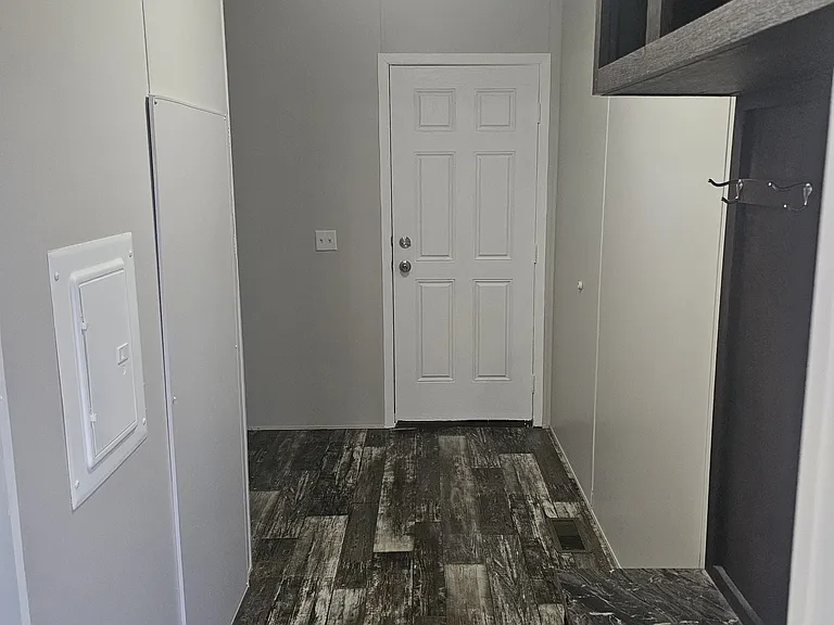 767 Acorn St — Photo 4