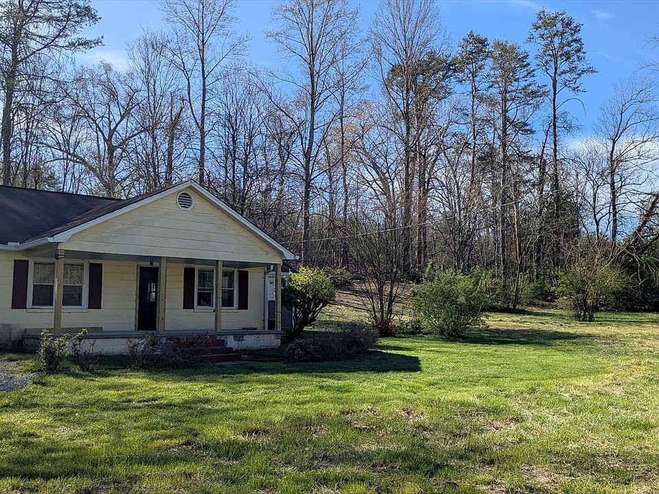1st image of 8922 Three Points Rd
