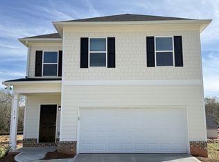 174 Charlotte Cir, Statham, GA 30666