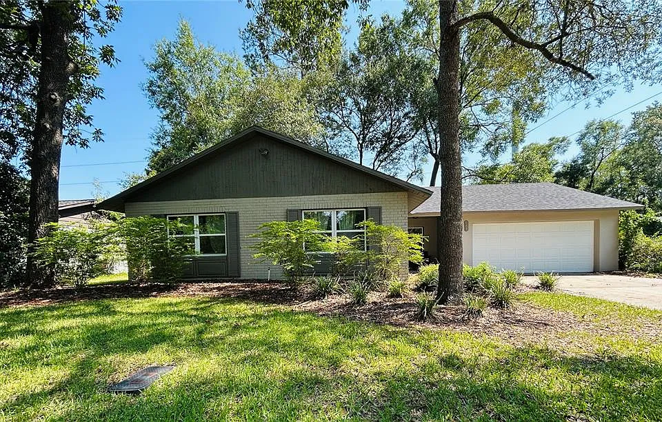 8221 SW 13th Rd