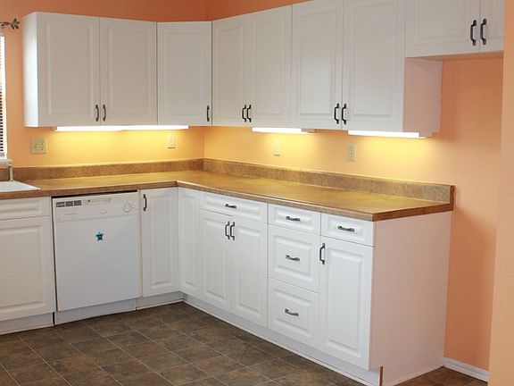 4th image of 2501 Brewer St