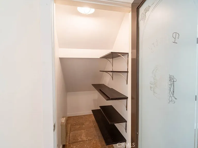 2217 Loma Verde Dr — Photo 5