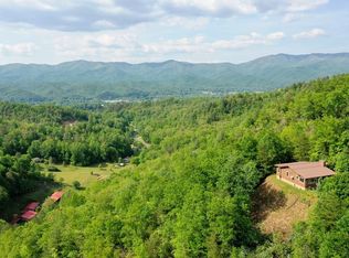 385 High Top Ln, Andrews, NC 28901