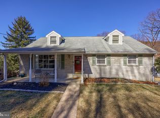 3304 Mannerchor Rd, Temple, PA 19560