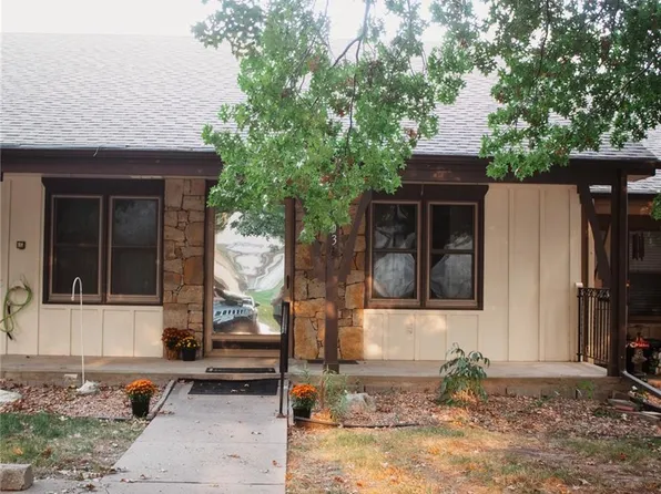18903 Sunrise Dr, Belton, MO 64012