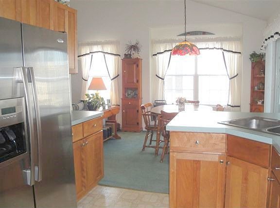 4th image of 33705 Blue Heron Ln