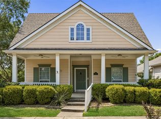 901 Wenk Ct, Aubrey, TX 76227