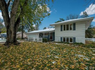 6311 Fir Tree Ave, Excelsior, MN 55331