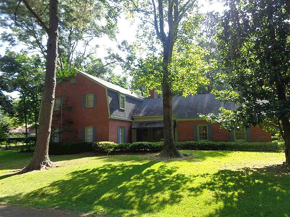 2nd image of 113 Dogwood Dr
