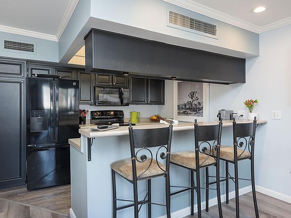 3rd image of 1655 E Palm Canyon Dr Unit 312