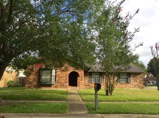 200 Strasbourg Dr, Lafayette, LA 70506