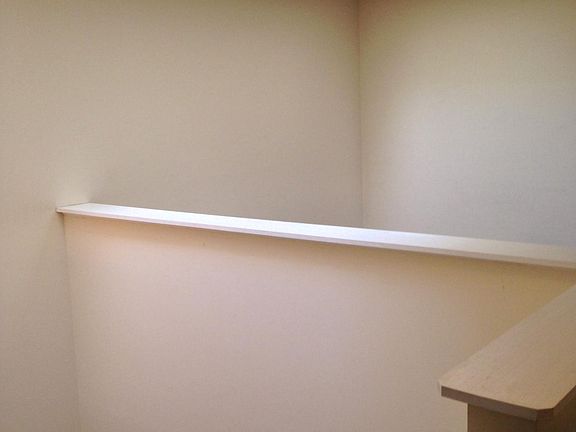 5th image of 400 N Madison St Unit B