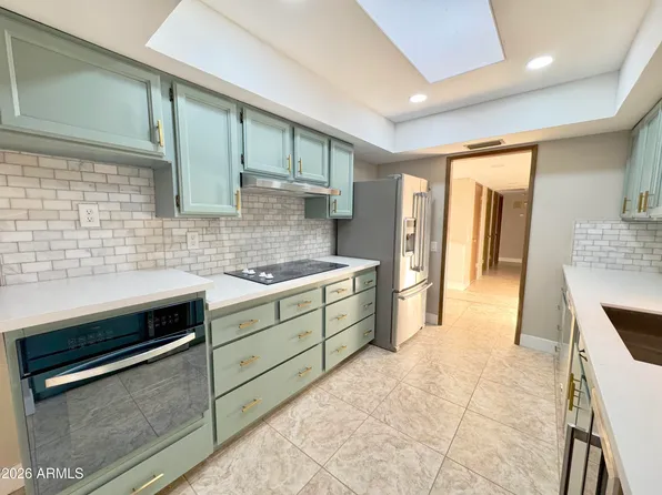 18442 N 104TH Avenue, Sun City, AZ 85373