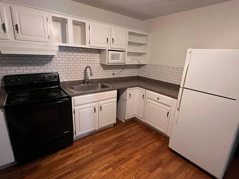 4618 Saint Elmo Ave #A — Photo 6