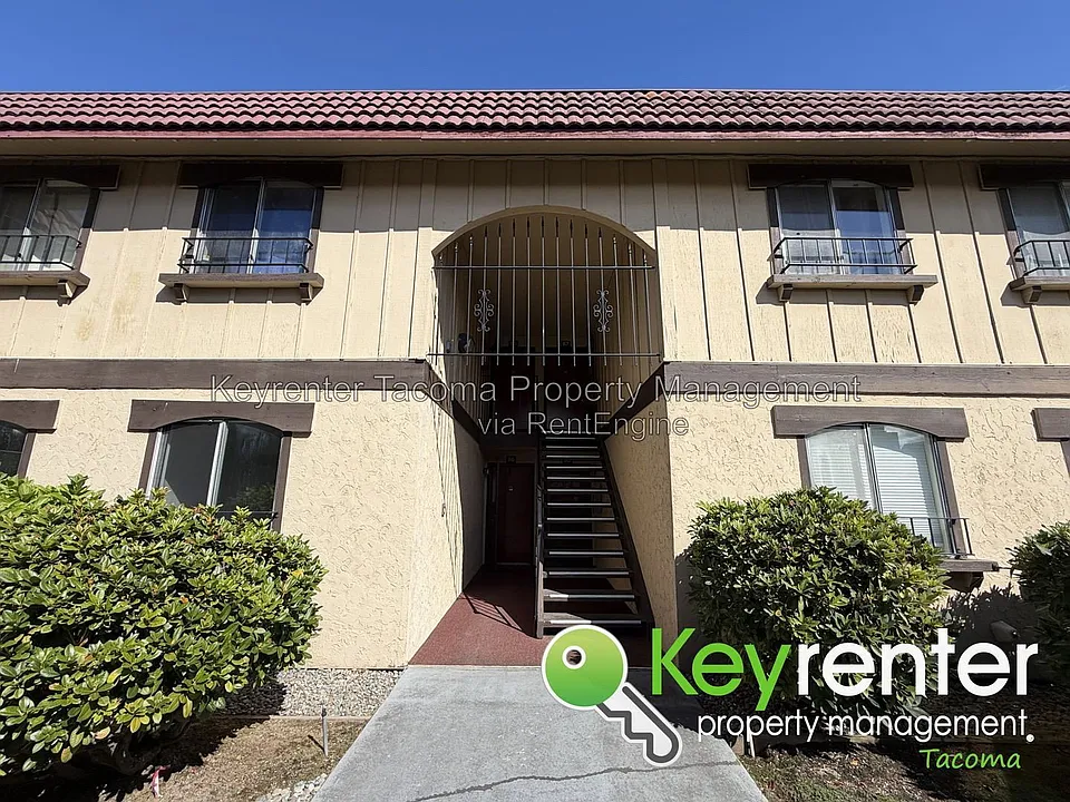 1003 S Pearl St #B6