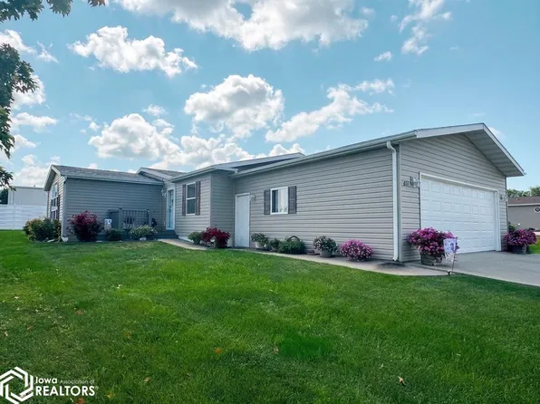 811 Golden Shores Ave, Creston, IA 50801